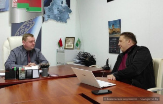 Фото: Безопасность, уборка территорий – о чём говорили на встрече с депутатом Алексеем Скурковским