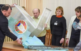 Фото: Голосование на выборах депутатов в местные Советы депутатов завершено