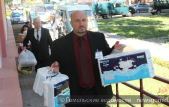 Фото: Гуманитарная помощь украинцам от городского Совета депутатов