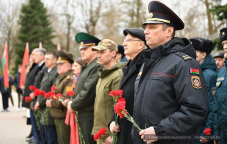 Фото: В Гомеле почтили память убитых коммунаров-чекистов