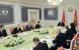 Фото: Тема недели: Лукашенко провел совещание по подготовке к VI Всебелорусскому народному собранию
