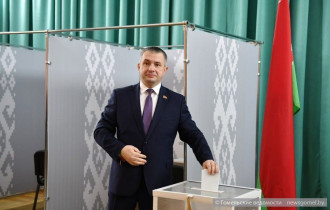Фото: Губернатор Гомельщины Иван Крупко: «Проголосовал за наше настоящее и будущее»