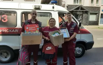 Фото: Работники станции скорой медпомощи откликнулись на благотворительную инициативу «Соберём портфель первокласснику!»