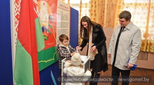 Фото: «Миссис Беларусь-2014»: «Я проголосовала за будущее  своих детей»