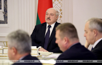 Фото: Лукашенко ждет от правительства большей смелости и положительно оценил перевыполнение поручения по ценам