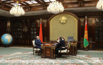 Фото: Лукашенко подписал указ о создании комиссии для работы с желающими вернуться на родину