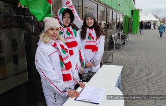 Фото: В Центральном районе второй день проходят пикеты по сбору подписей