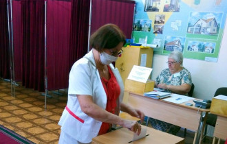 Фото: Как идёт голосование на участке №8, который находится в центре Гомеля