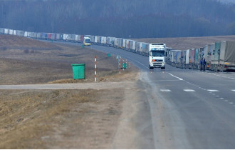 Фото: Снова очереди: в понедельник на границе с ЕС скопилось более 1080 грузовиков