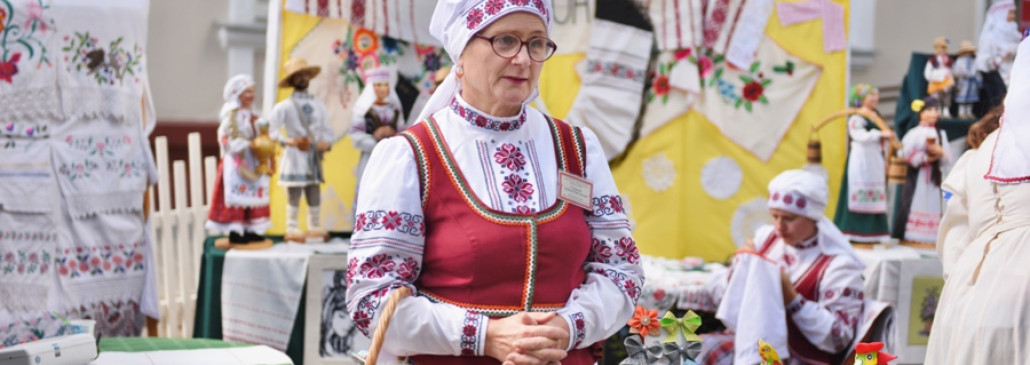 ФОТОФАКТ: Добруш встречает гостей праздника белорусской письменности