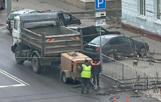 Фото: В Гомеле оперативно отремонтировали дорожное покрытие