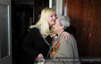 Фото: Телеграфистку Любовь Нетупскую, сообщившую о Победе, поздравили в Гомеле