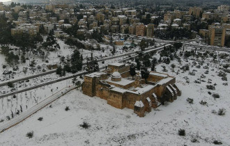 Фото: В Иерусалиме выпало до 25 см снега