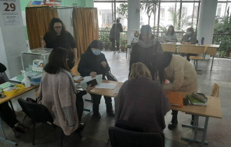 Фото: Активность показывают гомельчане на участках для голосования сегодня