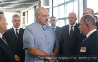 Фото: Александр Лукашенко: надо сохранить мир в Беларуси