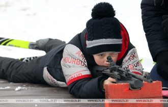 Фото: Около 500 юных "снежных снайперов" вышли на региональный старт по биатлону в Гомельской области