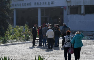 Фото: Родителей устроившего бойню в Керчи оштрафуют на 500 российских рублей