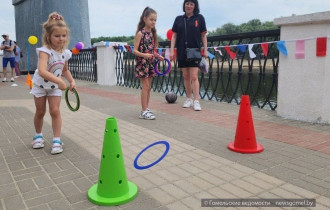 Фото:  На Старой набережной города над Сожем создан огромный букет активностей 