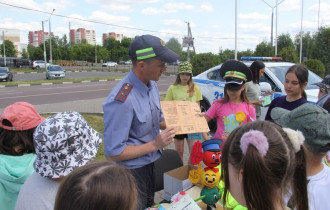 Фото:  Госавтоинспекция продолжает обучать детей правилам дорожного движения 