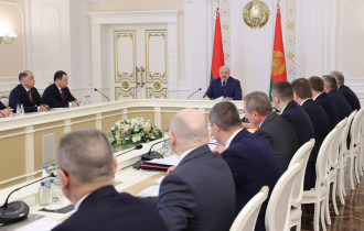 Фото: Тема недели: Лукашенко провел совещание о противодействии санкционным мерам