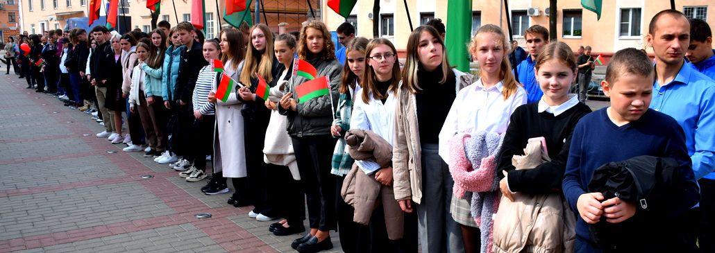 Гомельчане включилась в челлендж «Единство Беларуси - сила Беларуси!», приуроченный ко Дню народного единства