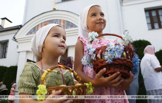 Фото: Православные верующие празднуют Преображение Господне