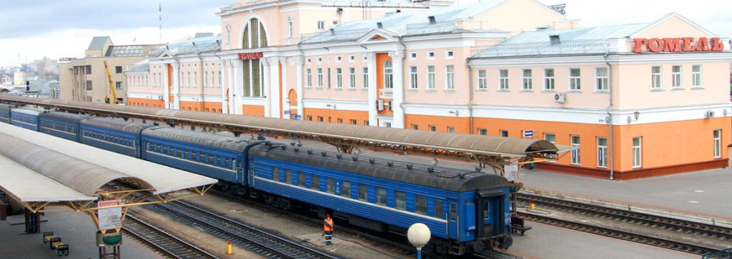 Белорусская железная дорога на предстоящие длинные выходные назначила 37 дополнительных  поездов