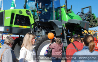 Фото: Техника ОАО «Гомсельмаш» была презентована на выставке «АгроЭкспо-2015»