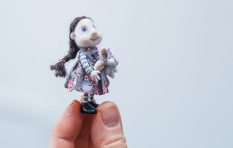 Фото: Бесформенную шерсть - в произведения искусства: гомельчанка создаёт уникальные куклы