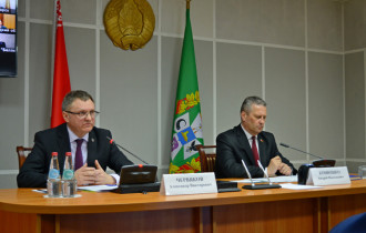 Фото: В Гомеле с участием министра экономики Беларуси обсудили, как сохранить промышленность и рабочие места