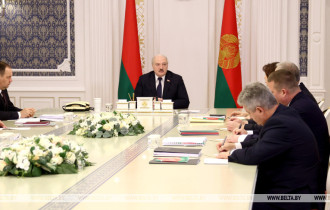 Фото: О работе правительства, ВНС и рецепте стабильности в обществе. Все подробности совещания у Лукашенко