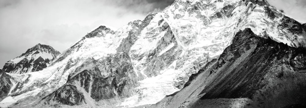 Новая жертва: американский альпинист умер после восхождения на Эверест