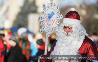 Фото: Музыкальный оркестр Дедов Морозов возглавит парад в Гомеле