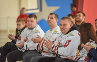 Фото: Спортсмены и руководство хоккейного клуба "Гомель" провели встречу с болельщиками