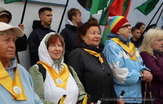 Фото: Руководство Гомельского горисполкома и городского Совета депутатов поздравляют с Днём пожилых людей