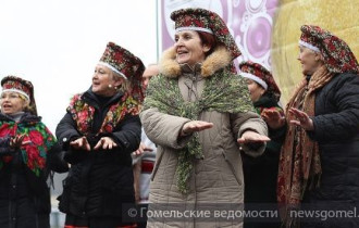 Фото: В Гомеле прошла Масленица по-французски