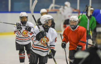 Фото: Рассказываем, чем сегодня живёт одна из лучших хоккейных школ в стране