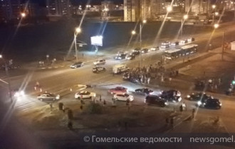 Фото: ДТП на пересечении улиц Мазурова и Головацкого. Оба водителя ехали на зелёный?