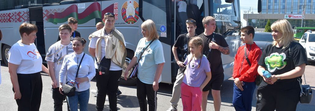 Дети из Донбасса поблагодарили гомельчан за содействие в оздоровлении и подарки 