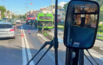 Фото: В Гомеле сегодня загорелся автобус. Узнали причину