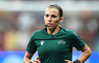 Фото: Матч футбольного чемпионата мира впервые в истории рассудит женщина