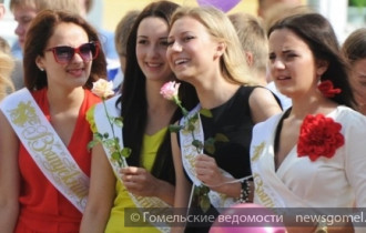 Фото: Последний звонок прозвенит в школах Беларуси 31 мая