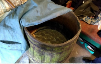 Фото: В Мозырском районе изъяли 300 литров самогонной браги