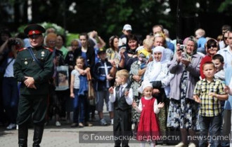 Фото: Крестный ход ковчега с частицами мощей святых в Гомеле