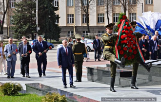 Фото: Главы Гомельской и Орловской областей почтили память воинов-освободителей
