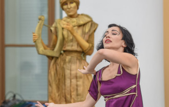Фото: Спектакль с элементами хореографии "Три жизни Айседоры Дункан" прошёл в Гомеле