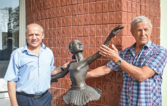 Фото: Скульптуру "Маленькой балерины" установят накануне фестиваля "Сожскі карагод"