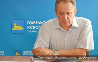 Фото: Мэр Гомеля Пётр Кириченко провёл прямую телефонную линию