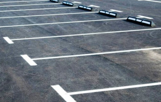 Фото: Стихийная "персональная" парковка на Головацкого будет приведена в порядок
