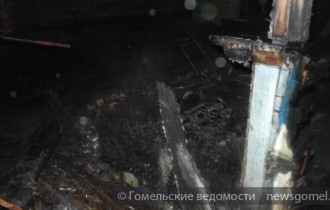 Фото: В сгоревшей беседке частного дома погиб гомельчанин